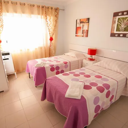 Terencio T2 2 Bedroom Апартаменты *