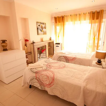 Terencio T2 2 Bedroom Apartment Albufeira
