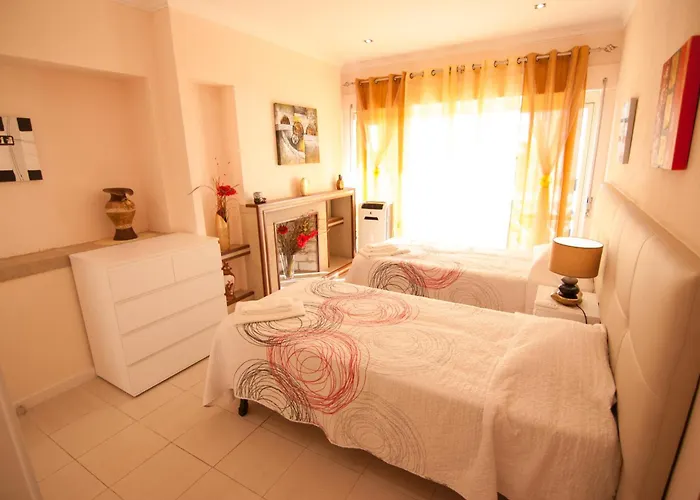 Terencio T2 2 Bedroom Apartment Albufeira