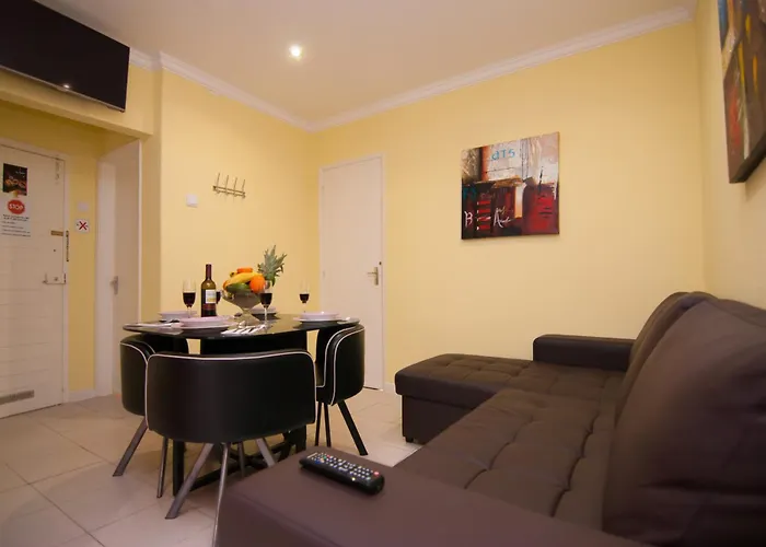 Terencio T2 2 Bedroom